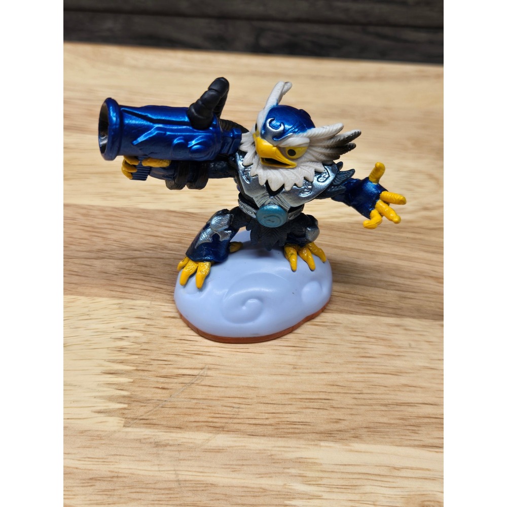 Skylanders Giants Jet-Vac Air Element Figure Blue Silver Eagle Character